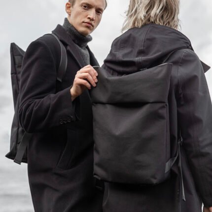 HØLAR Weatherproof Backpack